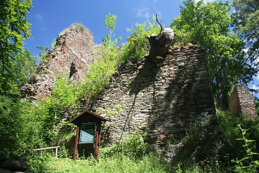 Hrad Pajrek.png