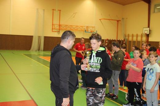 nejlepší výkon a st. žák Kuba Schleiss.jpg