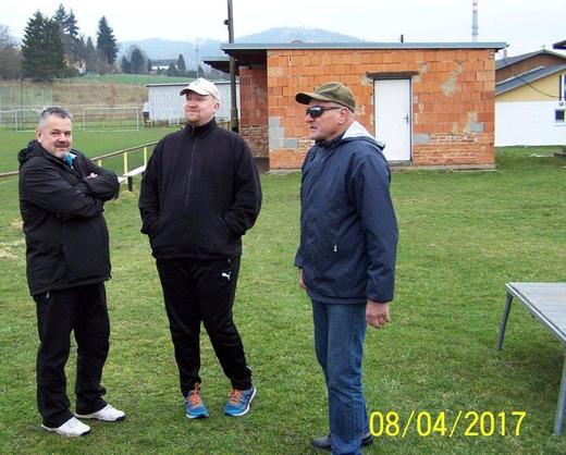trenéří K. Světelský, K. Kobliha a V. Váchal.jpg